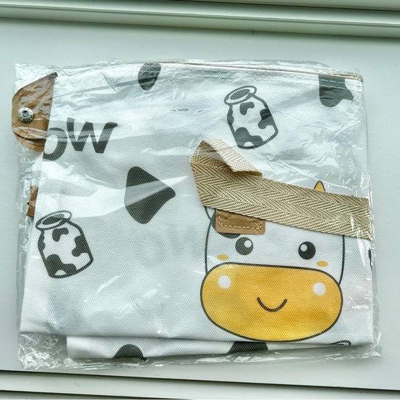 NWT Cow Theme Lightweight Tote - Picture 6 of 8